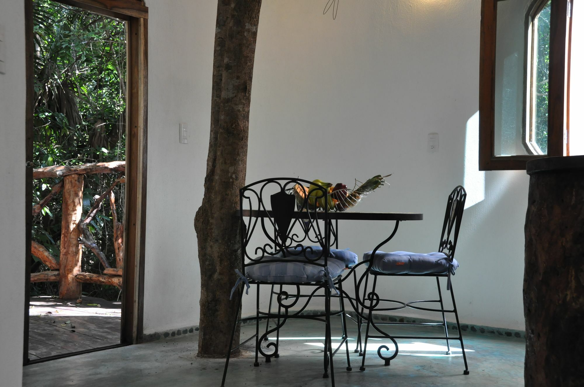 Jolie Jungle Eco Hotel (Adults Only) Leona Vicario Exterior photo